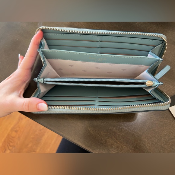Kate Spade Wallet - Picture 3 of 4